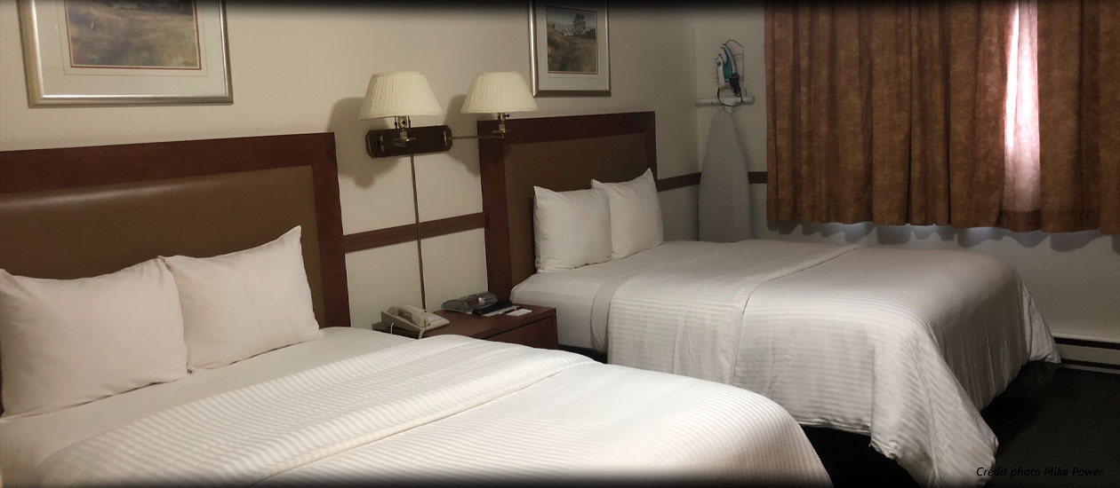 Two Seasons Inn guest room